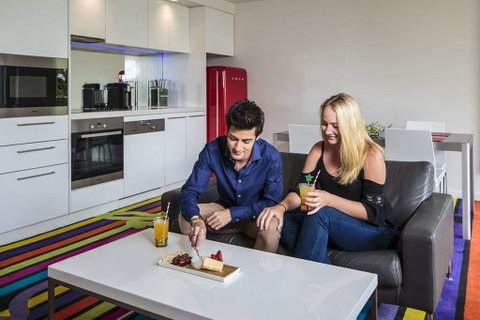 Adge Apartment Hotel - Tourism Gold Coast 12
