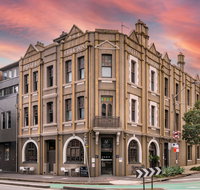 The Vulcan Hotel - Tourism Gold Coast