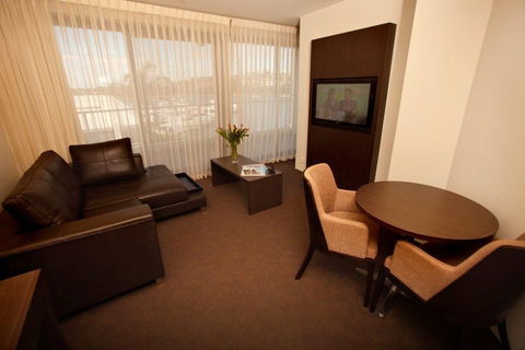 Pier 21 Apartment Hotel - Tourism Gold Coast 2