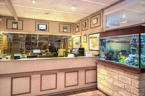 Hospitality Geraldton, SureStay by BW - Tourism Gold Coast 1
