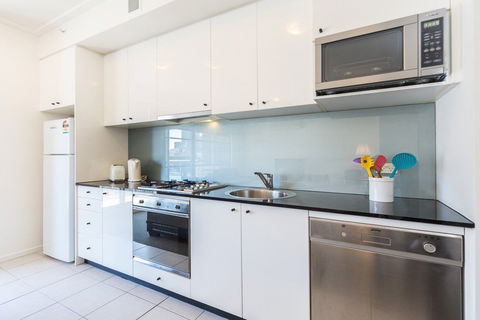 Astra Apartments Sydney CBD - Tourism Gold Coast 2