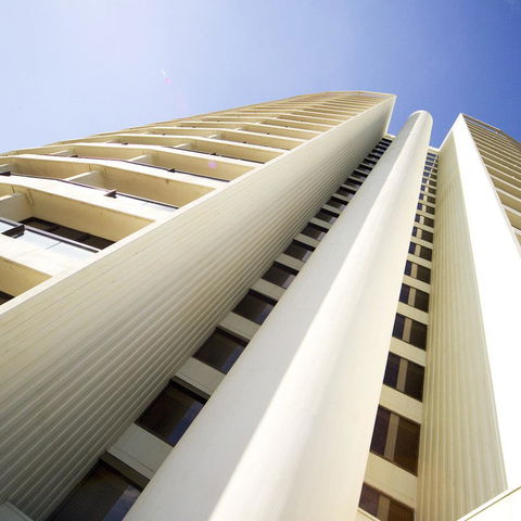 BreakFree Capital Tower - Tourism Gold Coast 1
