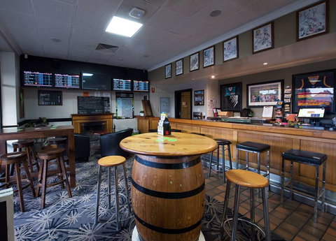 Nightcap Rose & Crown Hotel - Tourism Gold Coast 2