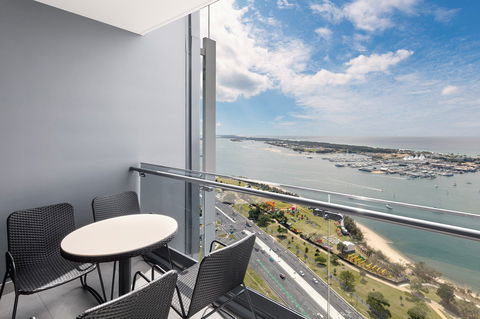 Meriton Suites Southport - Gold Coast 0