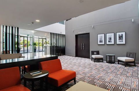 Chancellor Executive Apts-Varsity Lakes - Tourism Gold Coast 1