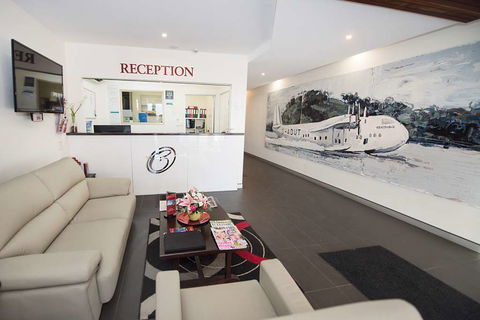 Curtis Central Apartments - Tourism Gold Coast 1