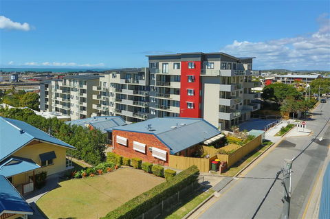 Gladstone Central Plaza Apartment Hotel - Tourism Gold Coast 0