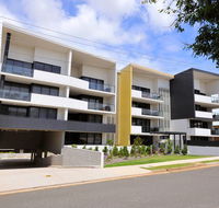 Apartments G60 Gladstone - Tourism Gold Coast