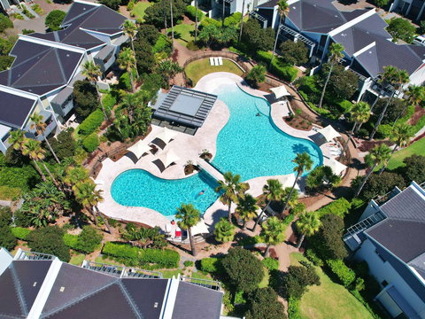Pullman Magenta Shores Resort - Tourism Gold Coast 1