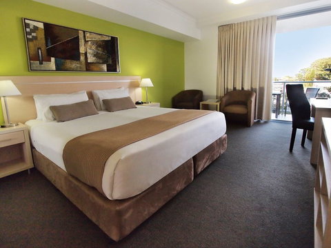 Oaks Gateway On Palmer - Tourism Gold Coast 2