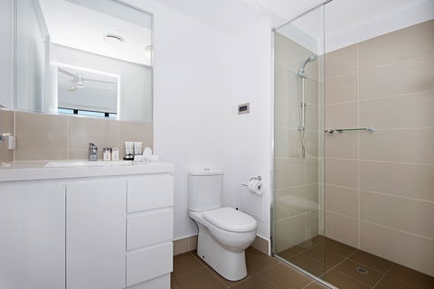 Allure Hotel And Apartments - Tourism Gold Coast 7