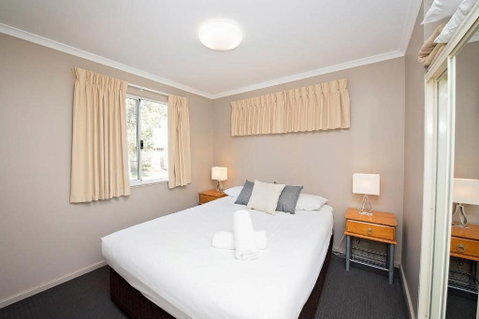 Discovery Parks Koombana Bay - Tourism Gold Coast 7
