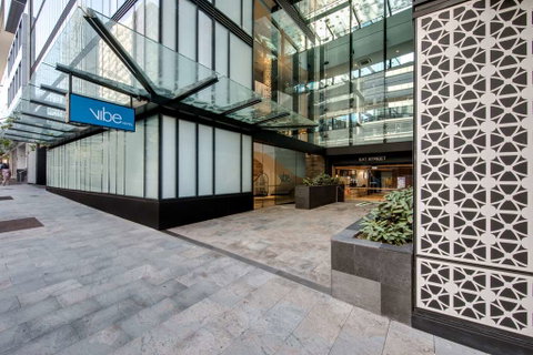Vibe Hotel North Sydney - Tourism Gold Coast 1