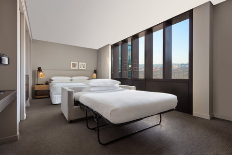 Four Points by Sheraton, Central Park - Tourism Gold Coast 15