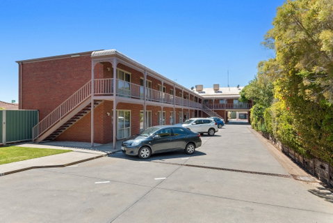Burke & Wills Motor Inn - Tourism Gold Coast 4