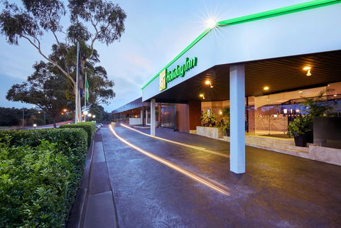 Holiday Inn Warwick Farm - Tourism Gold Coast 0