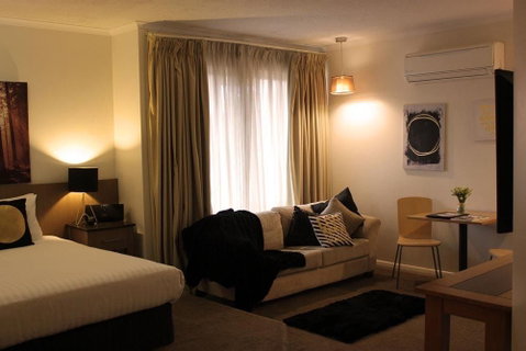 Swan Hill Resort - Tourism Gold Coast 7