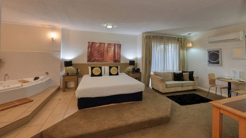 Swan Hill Resort - Tourism Gold Coast 14