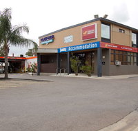 Nightcap at Playford Tavern - Tourism Gold Coast