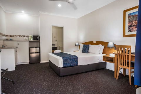 Karratha Central Apartments - Tourism Gold Coast 9
