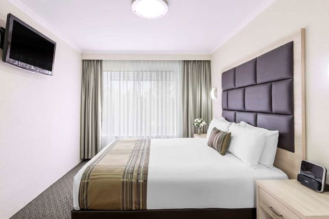 Best Western Plus Garden City Hotel - Tourism Gold Coast 15