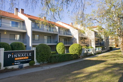 Pinnacle Apartments - Tourism Gold Coast 0