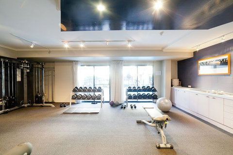 Pinnacle Apartments - Tourism Gold Coast 7