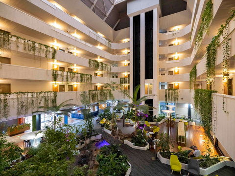 Novotel Darwin Atrium - Tourism Gold Coast 2