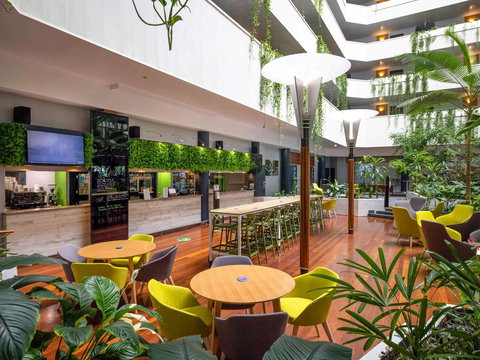 Novotel Darwin Atrium - Tourism Gold Coast 3