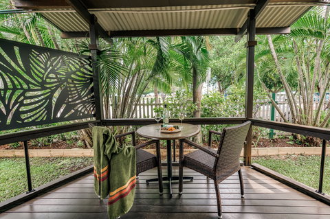 Palms City Resort - Tourism Gold Coast 3