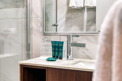 Palms City Resort - Tourism Gold Coast 10