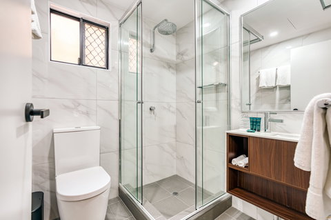 Palms City Resort - Tourism Gold Coast 12