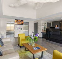 H on Mitchell Apartment Hotel - Tourism Gold Coast