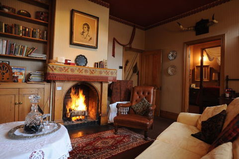 Alice's Cottages - Tourism Gold Coast 1