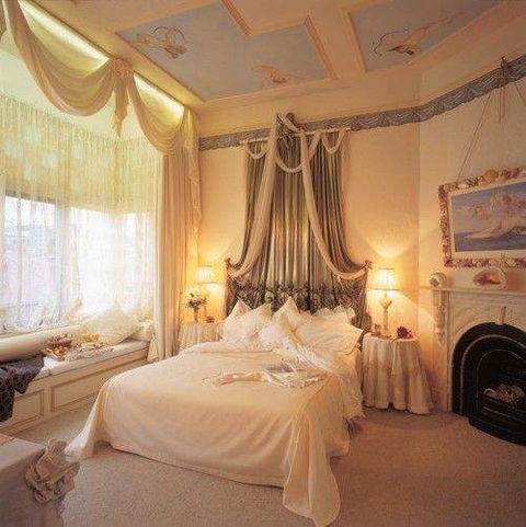 Alice's Cottages - Tourism Gold Coast 2