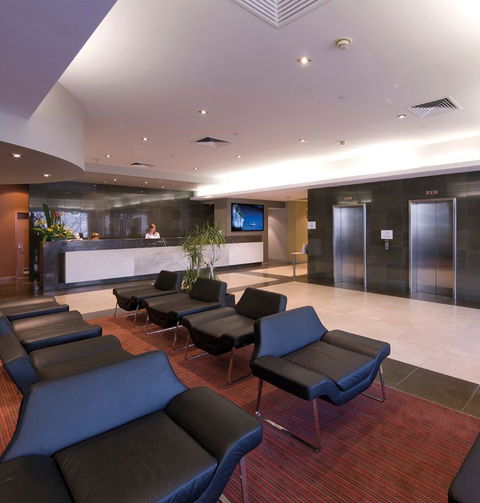 Atlantis Hotel - Tourism Gold Coast 1