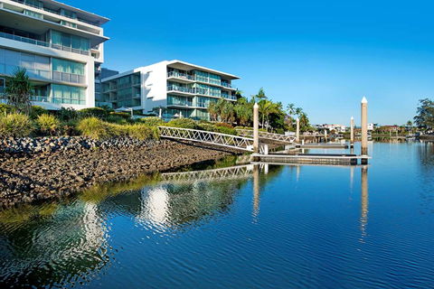 ULTIQA Freshwater Point Resort - Tourism Gold Coast 0