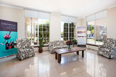 Winning Post Motel - Tourism Gold Coast 2