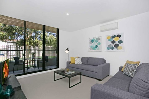 Clayton Serviced Apartments - Tourism Gold Coast 15