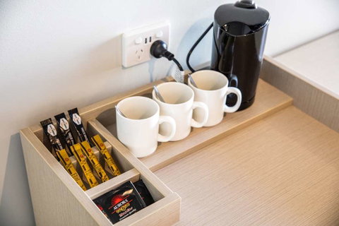 Monash Hotel - Tourism Gold Coast 12