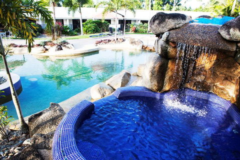 Mission Beach Resort - Tourism Gold Coast 4