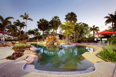 Mission Beach Resort - Tourism Gold Coast 5