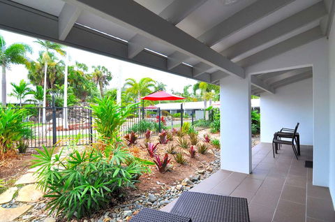 Mission Beach Resort - Tourism Gold Coast 8