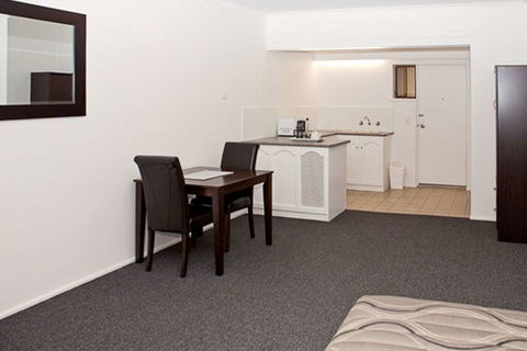 Comfort Inn & Suites Riverland - Tourism Gold Coast 5