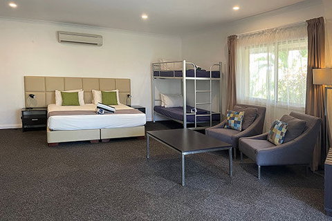 Kimberley Grande Resort & Conf Ctr - Tourism Gold Coast 13