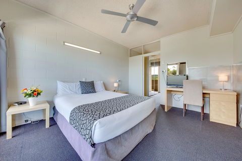 Camelot Motel - Tourism Gold Coast 0