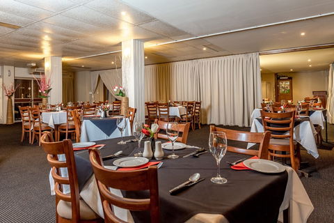 Camelot Motel - Tourism Gold Coast 7