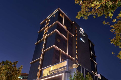 DoubleTree by Hilton Perth Northbridge - Gold Coast 0