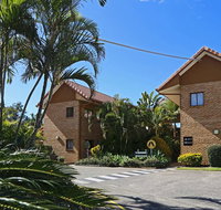 Quality Hotel Robertson Gardens - Tourism Gold Coast