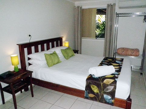 Airlie Apartments - Tourism Gold Coast 0